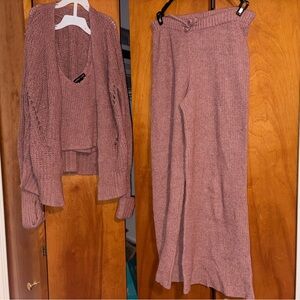 Cozy Knit Sweater and Pants Set in Mauve